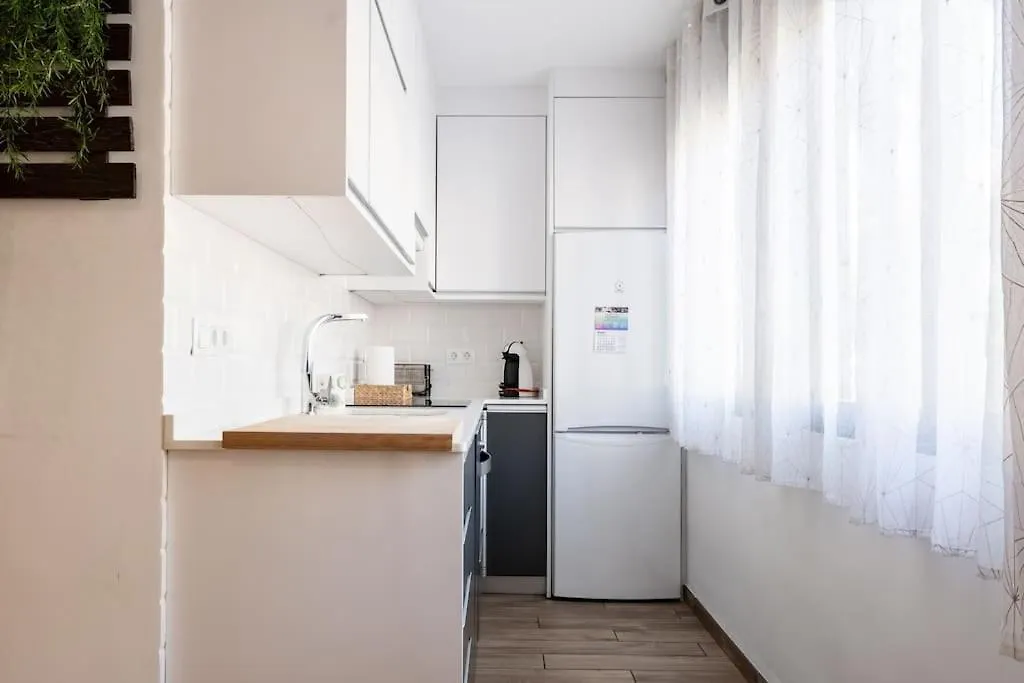 Bonito Piso Recien Reformado Con Zona De Parking Apartment Almunecar